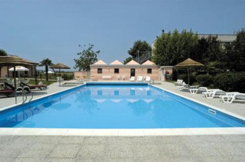 פורלימפופולי Hotel Giannina מראה חיצוני תמונה